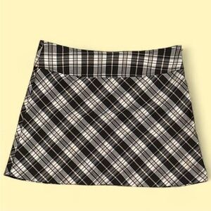 Plaid Black and White Women's Skirt